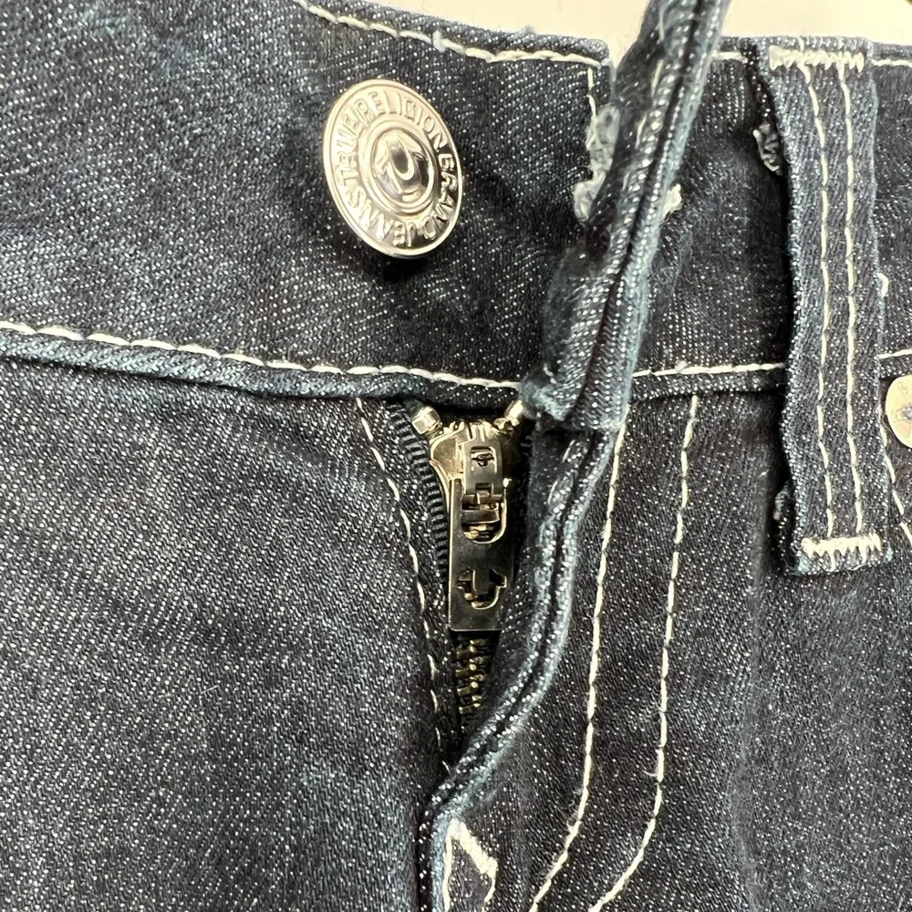 TRUE RELIGION NWOT‎ STRAIGHT LEG DARK BLUE JEANS COMFY STRETCH